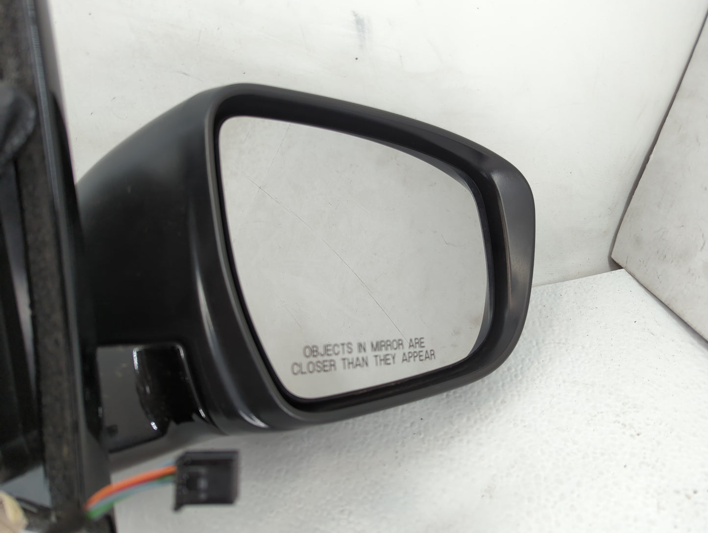 2018-2020 Nissan Pathfinder Driver Side View Mirror - Left Door Mirror OEM Used - Oemusedautoparts1.com