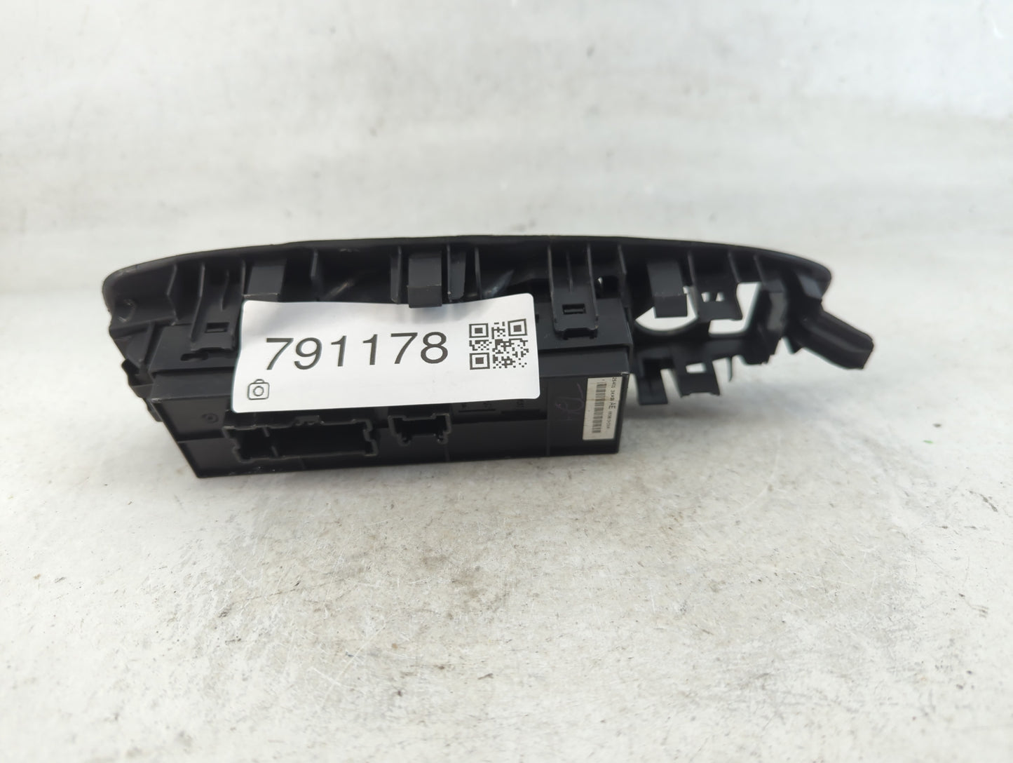 2013-2020 Nissan Pathfinder Master Power Window Switch Replacement Driver Side Left P/N:25401 3KA2A Fits OEM Used Auto Parts