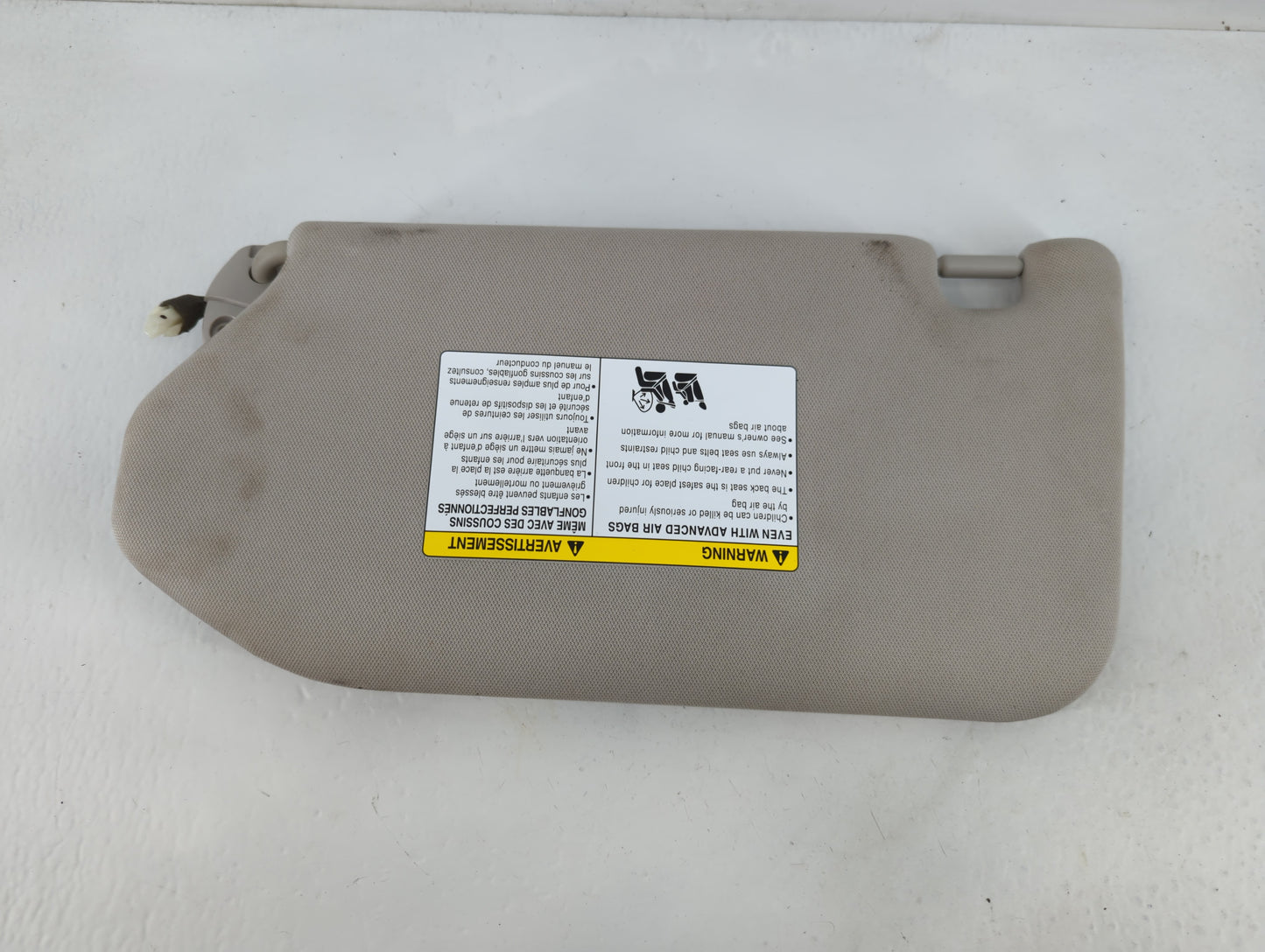 2019-2020 Nissan Pathfinder Sun Visor Shade Replacement Passenger Right Mirror Fits Fits 2019 2020 OEM Used Auto Parts - Oem