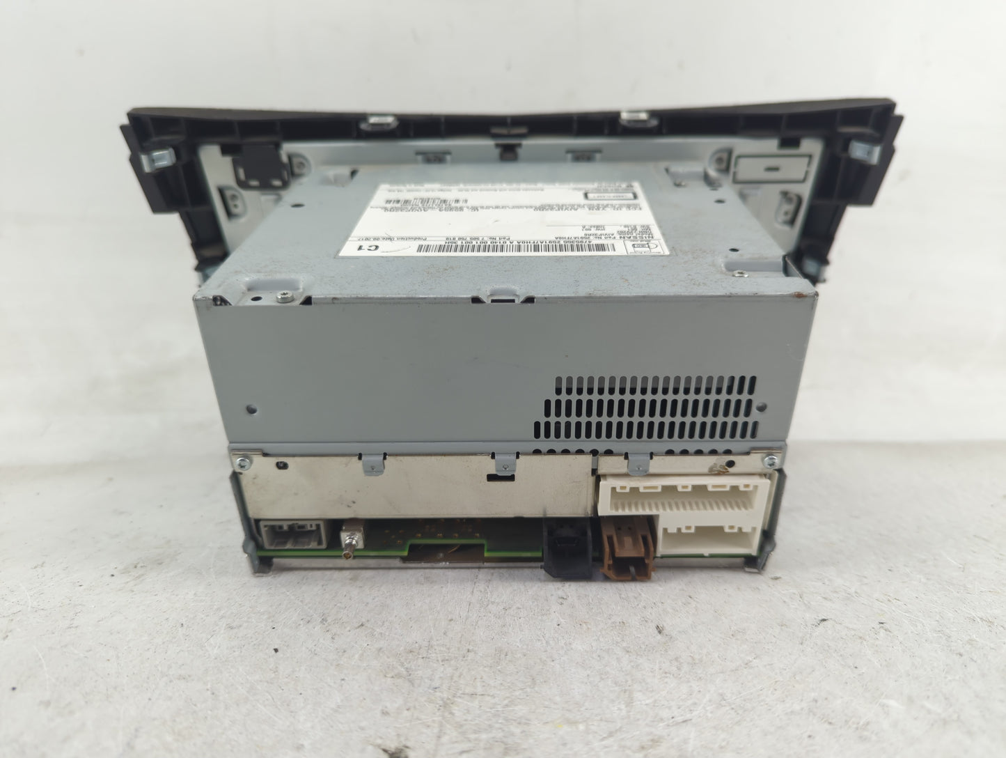 2018-2020 Nissan Rogue Radio AM FM Cd Player Receiver Replacement P/N:2591A7FH0A Fits Fits 2018 2019 2020 OEM Used Auto Part
