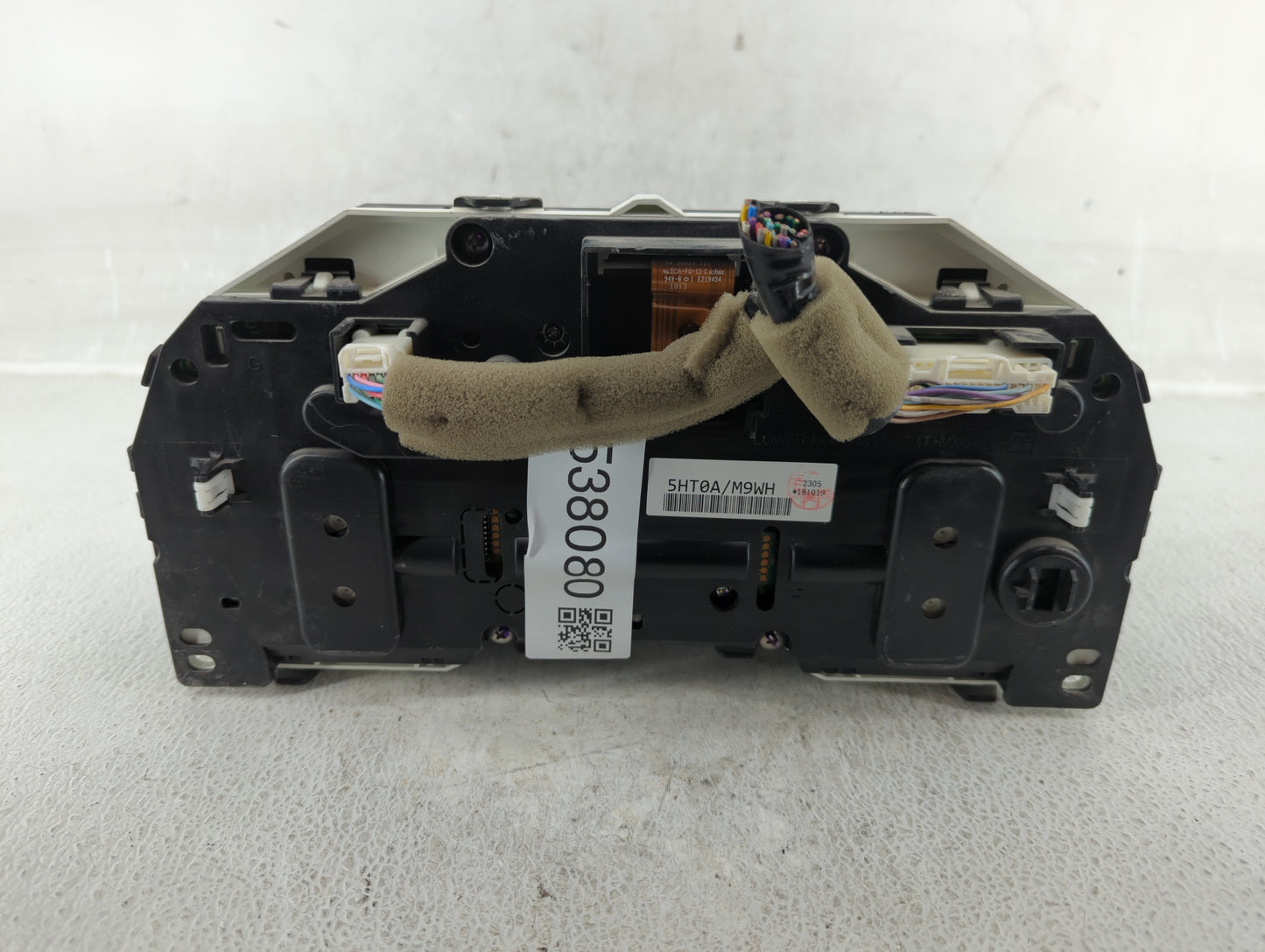 2019 Nissan Rogue Instrument Cluster Speedometer Gauges P/N:5HT0A/M9WH Miles: Fits OEM Used Auto Parts - Oemusedautoparts1.c
