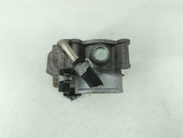 2018-2019 Nissan Rogue Sport Throttle Body P/N:4BA60-01 4BA60-01 F Fits Fits 2018 2019 OEM Used Auto Parts