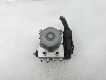 2019-2021 Nissan Rogue Sport ABS Pump Control Module Replacement P/N:47660 6MM0A Fits Fits 2019 2020 2021 OEM Used Auto Parts