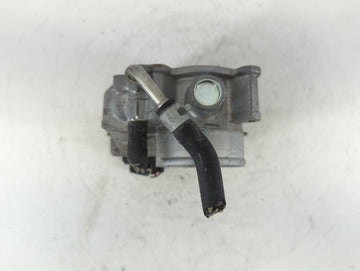 2018-2022 Nissan Rogue Sport Throttle Body P/N:4BA60-01 F Fits Fits 2018 2019 2020 2021 2022 OEM Used Auto Parts