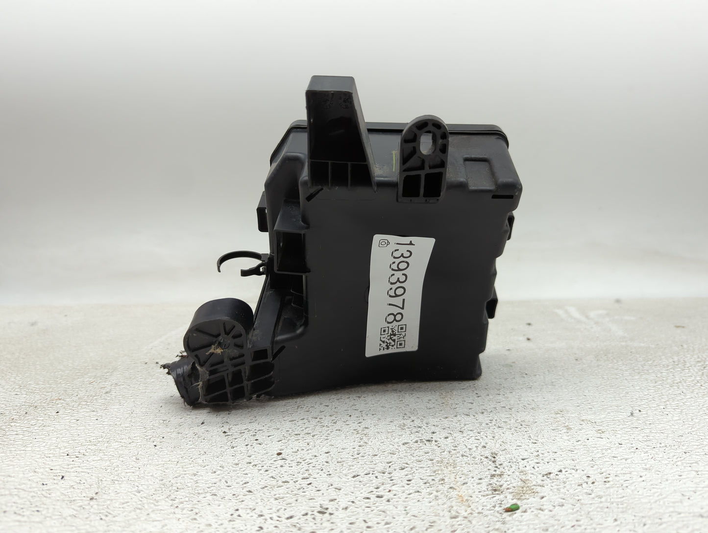 2013-2019 Nissan Sentra Fusebox Fuse Box Panel Relay Module P/N:284B7 3RA3E Fits Fits 2013 2014 2015 2016 2017 2018 2019 OEM