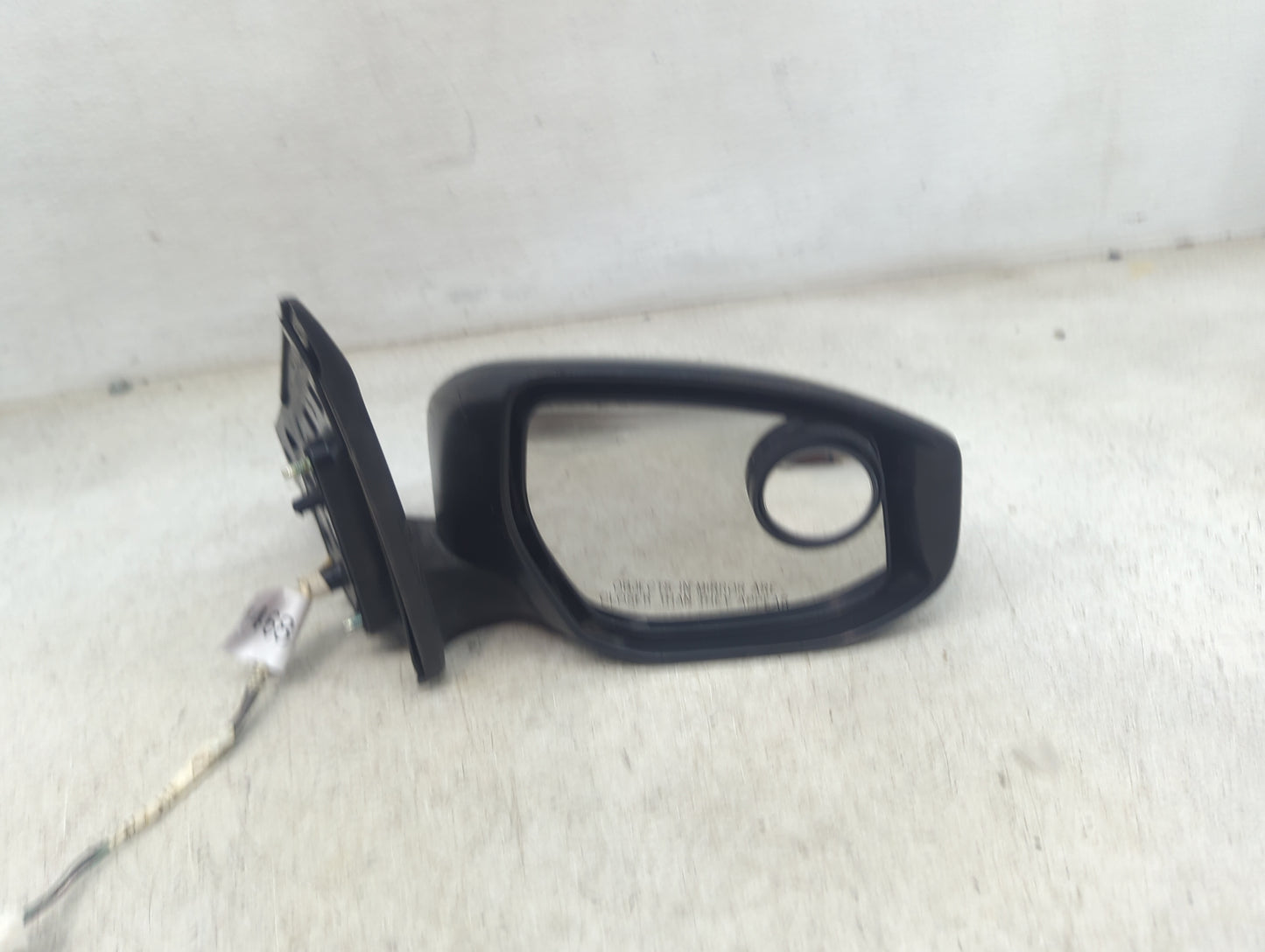 2016-2019 Nissan Sentra Passenger Side View Mirror - Right Door Mirror OEM Used - Oemusedautoparts1.com