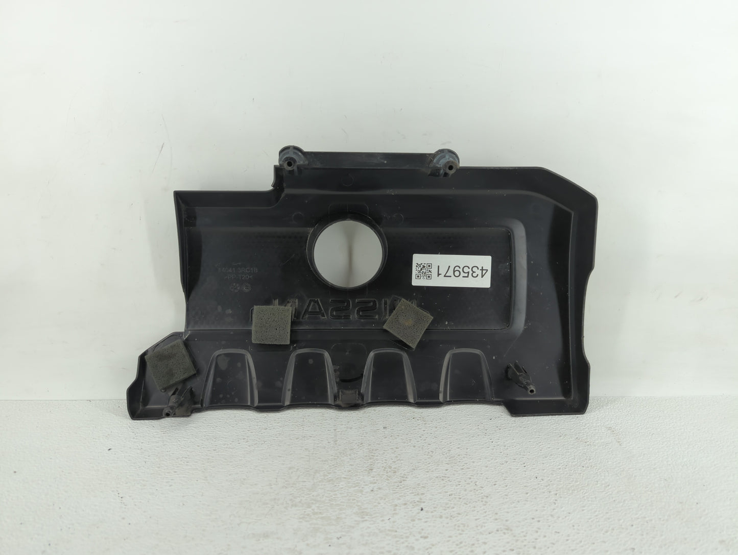 2019 Nissan Sentra Engine Cover - Oemusedautoparts1.com