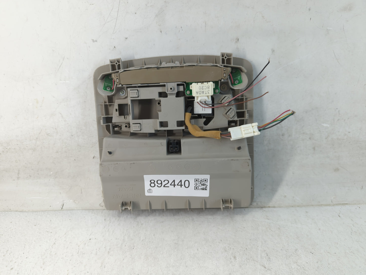 2019 Nissan Sentra Overhead Roof Console - Oemusedautoparts1.com