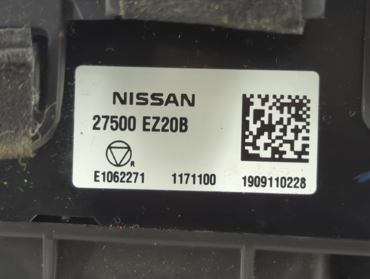 2016-2022 Nissan Titan Climate Control Module Temperature AC/Heater Replacement P/N:27500 EZ20B Fits OEM Used Auto Parts - O