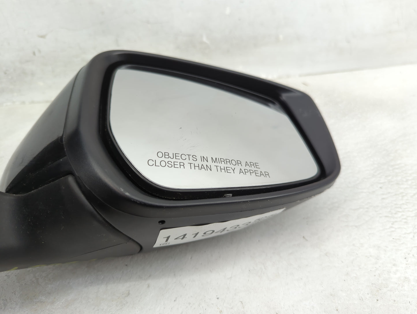 2015-2019 Nissan Versa Passenger Side View Mirror - Right Door Mirror OEM Used - Oemusedautoparts1.com