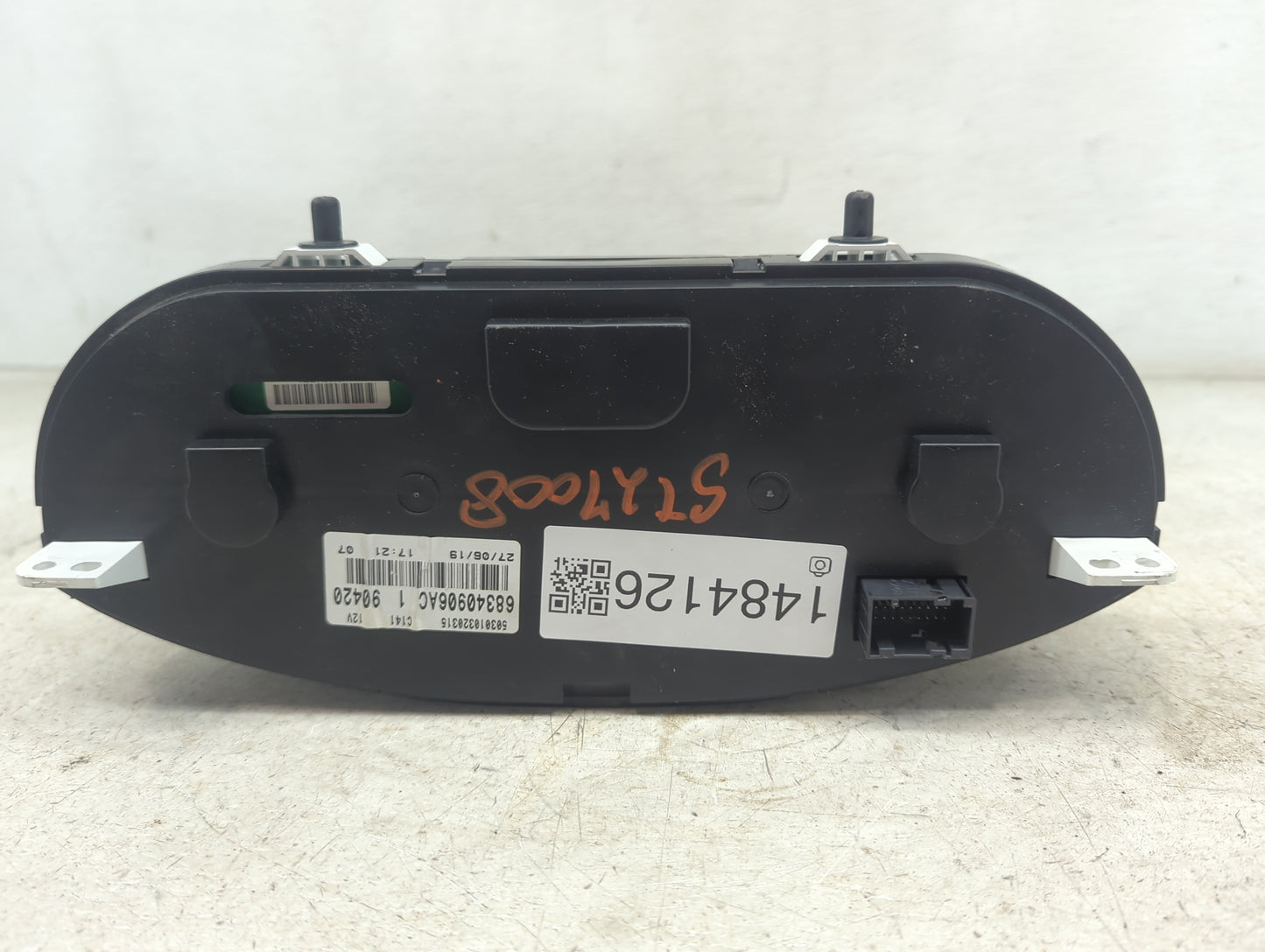 2019 Ram 1500 Instrument Cluster Speedometer Gauges P/N:68340906AC Miles: Fits Fits 2018 2020 OEM Used Auto Parts - Oemuseda