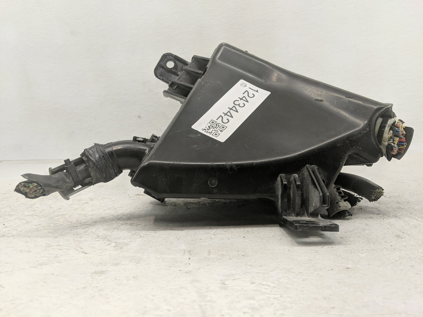 2017-2022 Subaru Impreza Fusebox Fuse Box Panel Relay Module Fits Fits 2017 2018 2019 2020 2021 2022 OEM Used Auto Parts - O