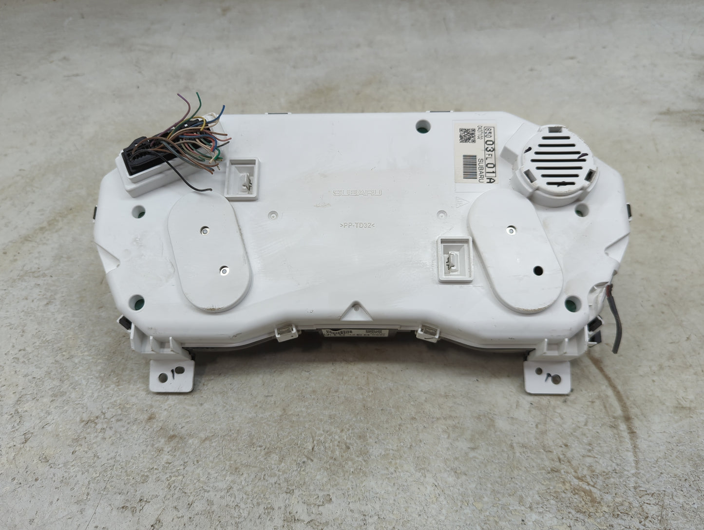 2017-2019 Subaru Impreza Instrument Cluster Speedometer Gauges P/N:85003FL01A 0437102 Miles: Fits Fits 2017 2018 2019 OEM Us