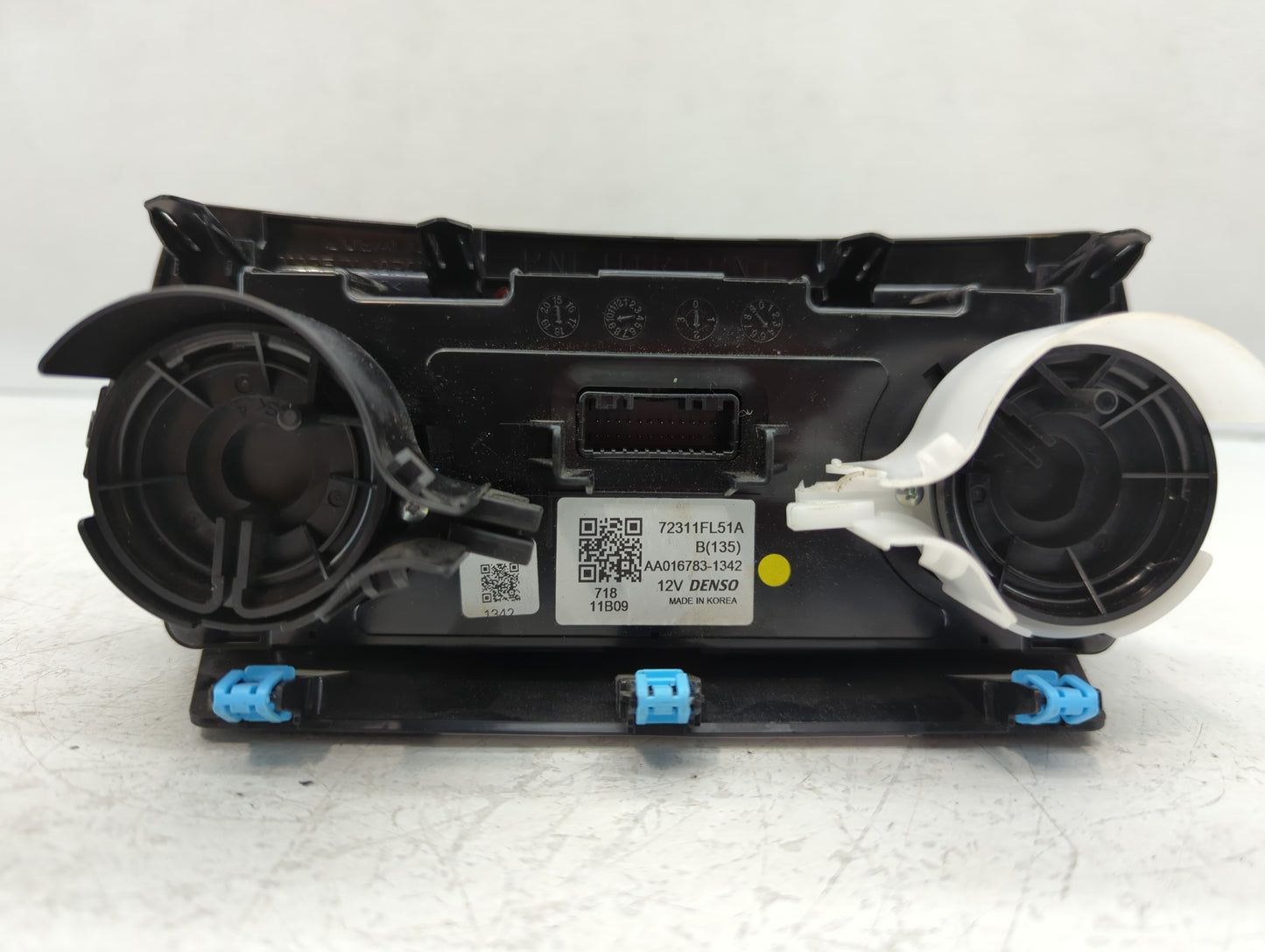 2017-2022 Subaru Impreza Climate Control Module Temperature AC/Heater Replacement P/N:72311FL51A AA016783-1342 Fits OEM Used