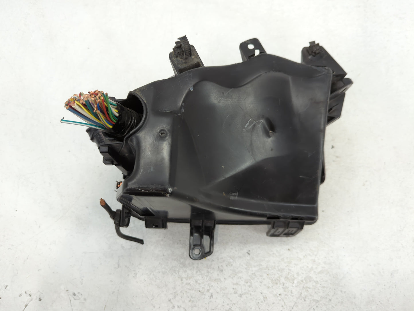 2019 Subaru Legacy Fusebox Fuse Box Panel Relay Module P/N:MB504302B Fits OEM Used Auto Parts - Oemusedautoparts1.com