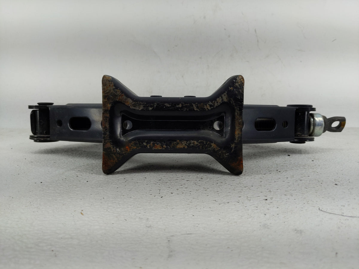 2019 Subaru Xv Spare Scissor Car Jack - Oemusedautoparts1.com