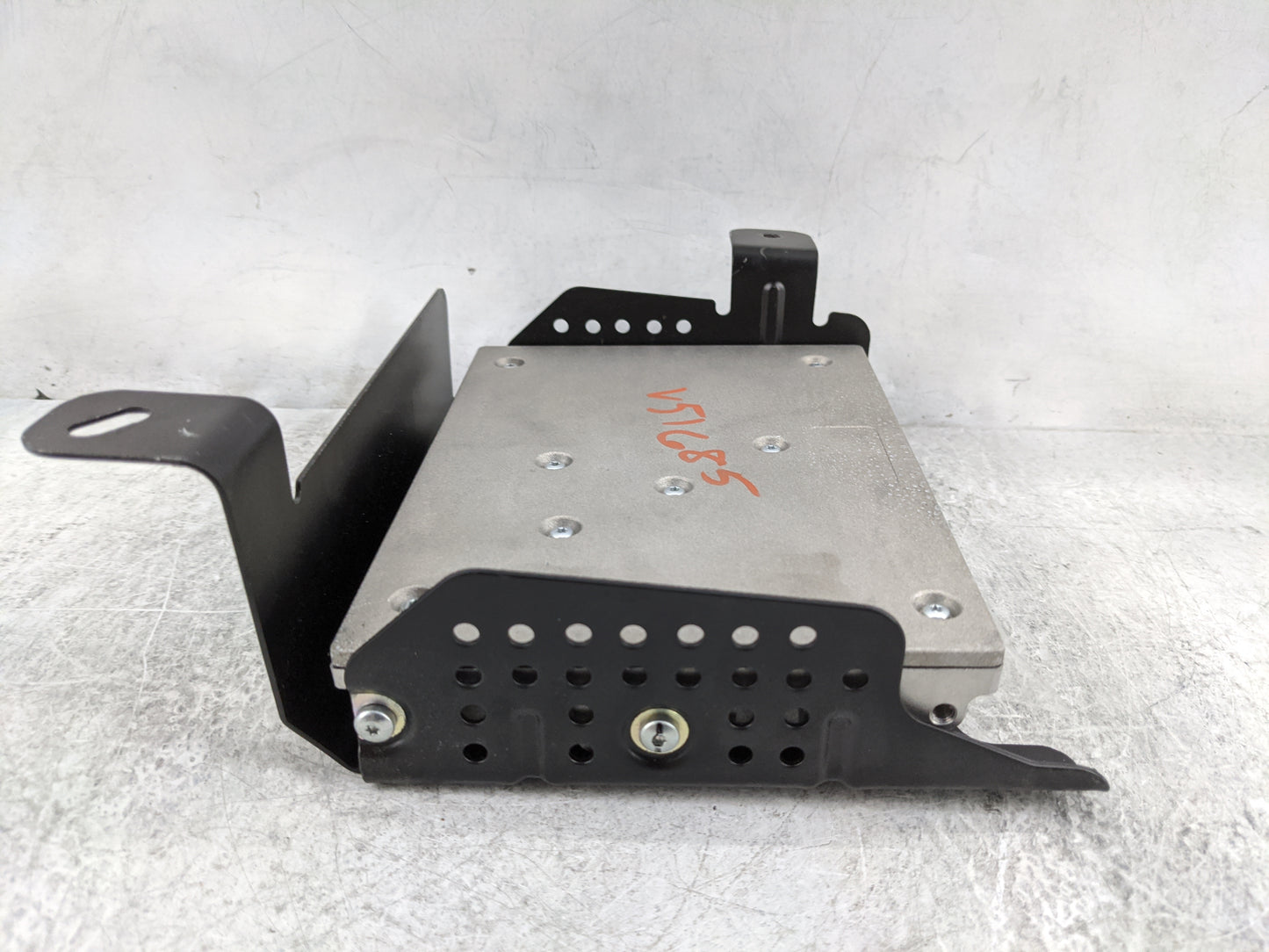 2019 Subaru Xv Radio Speaker Amplifier 86221fl012 - Oemusedautoparts1.com