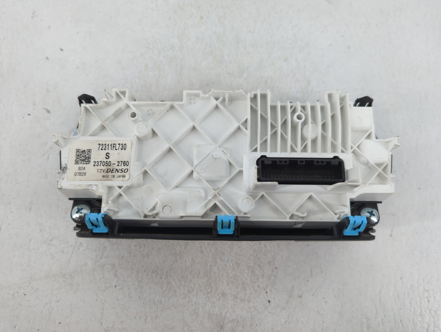 2019 Subaru Xv Climate Control Module Temperature AC/Heater Replacement P/N:72311FL730 Fits OEM Used Auto Parts - Oemusedaut