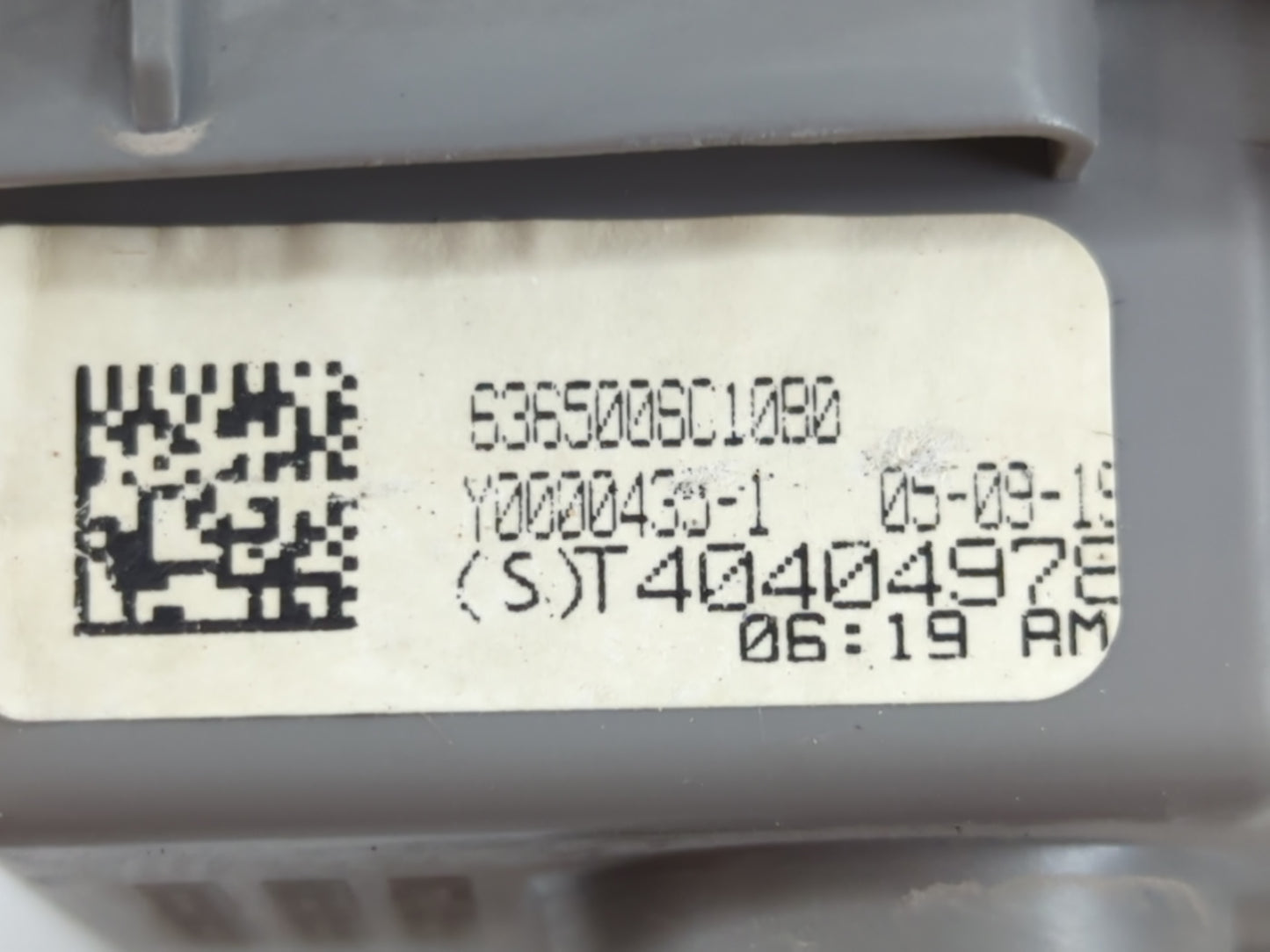 2019 Toyota Camry Overhead Roof Console - Oemusedautoparts1.com