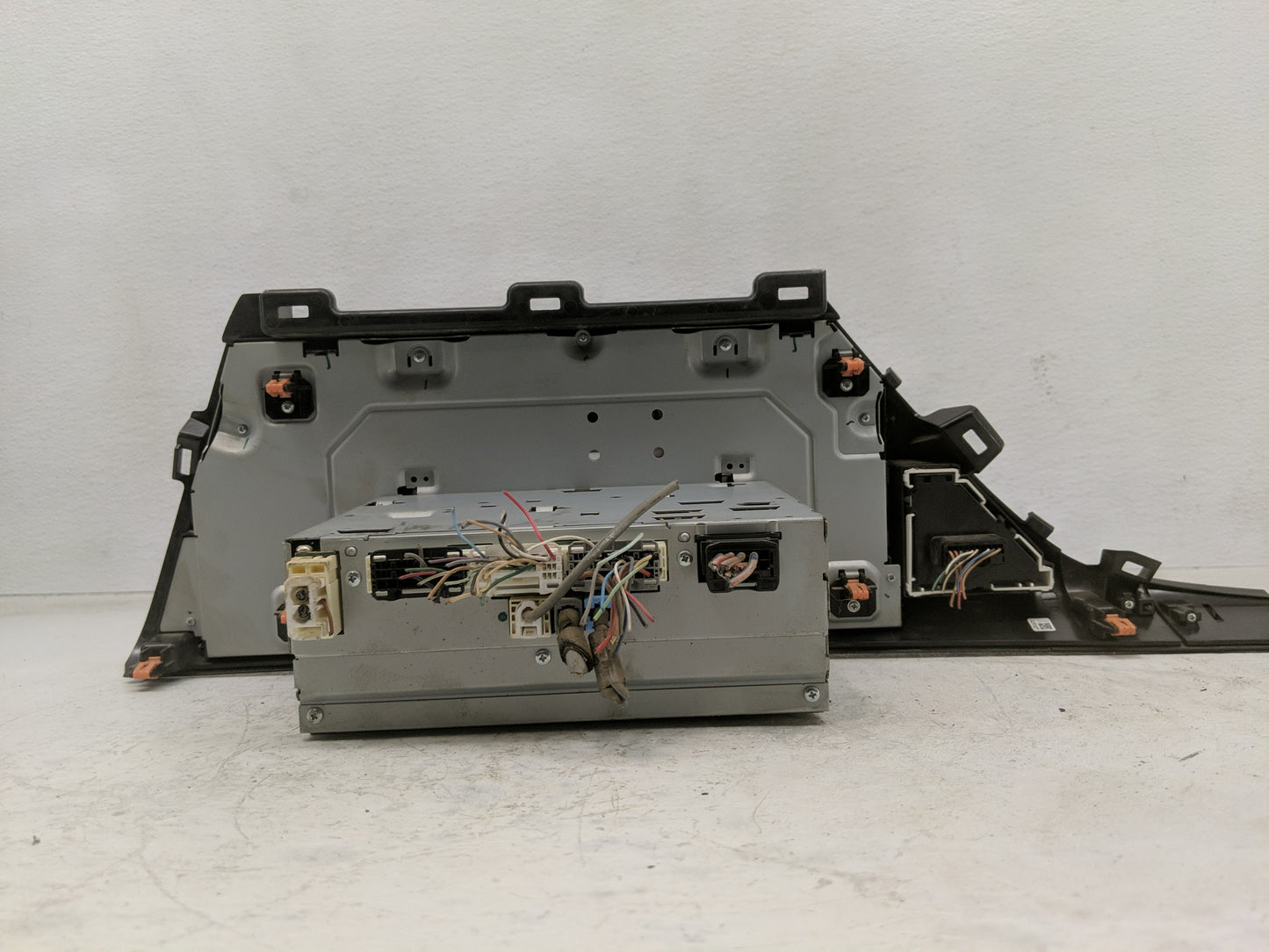2019-2020 Toyota Camry Radio AM FM Cd Player Receiver Replacement P/N:86140-06410 Fits Fits 2019 2020 OEM Used Auto Parts -