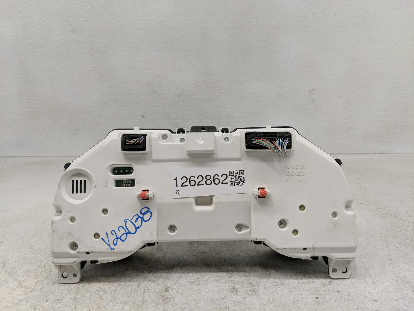2019 Toyota Camry Instrument Cluster Speedometer Gauges P/N:TN257560-2112 83800-0XD21-00 Fits OEM Used Auto Parts - Oemuseda