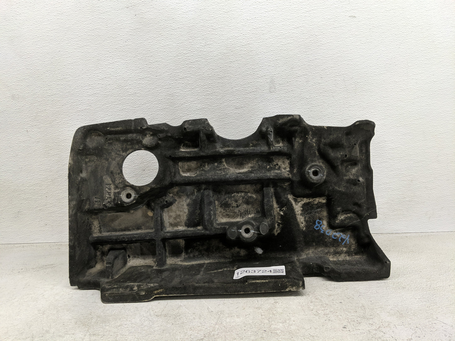 2019 Toyota Camry Engine Cover - Oemusedautoparts1.com