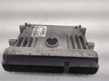 2017-2019 Toyota Corolla PCM Engine Control Computer ECU ECM PCU OEM P/N:89661-0ZQ93 Fits Fits 2017 2018 2019 OEM Used Auto Parts