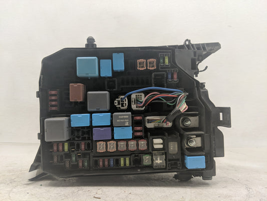 2014-2019 Toyota Corolla Fusebox Fuse Box Panel Relay Module Fits Fits 2014 2015 2016 2017 2018 2019 OEM Used Auto Parts