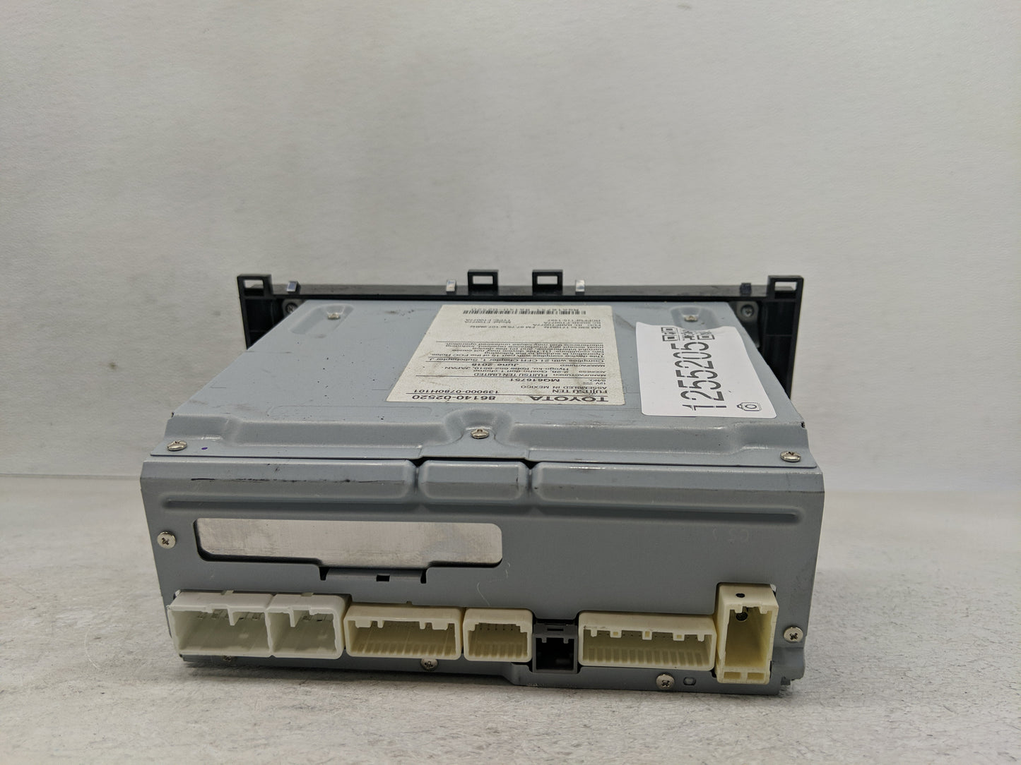 2017-2019 Toyota Corolla Radio AM FM Cd Player Receiver Replacement P/N:86140-02520 Fits Fits 2017 2018 2019 OEM Used Auto P