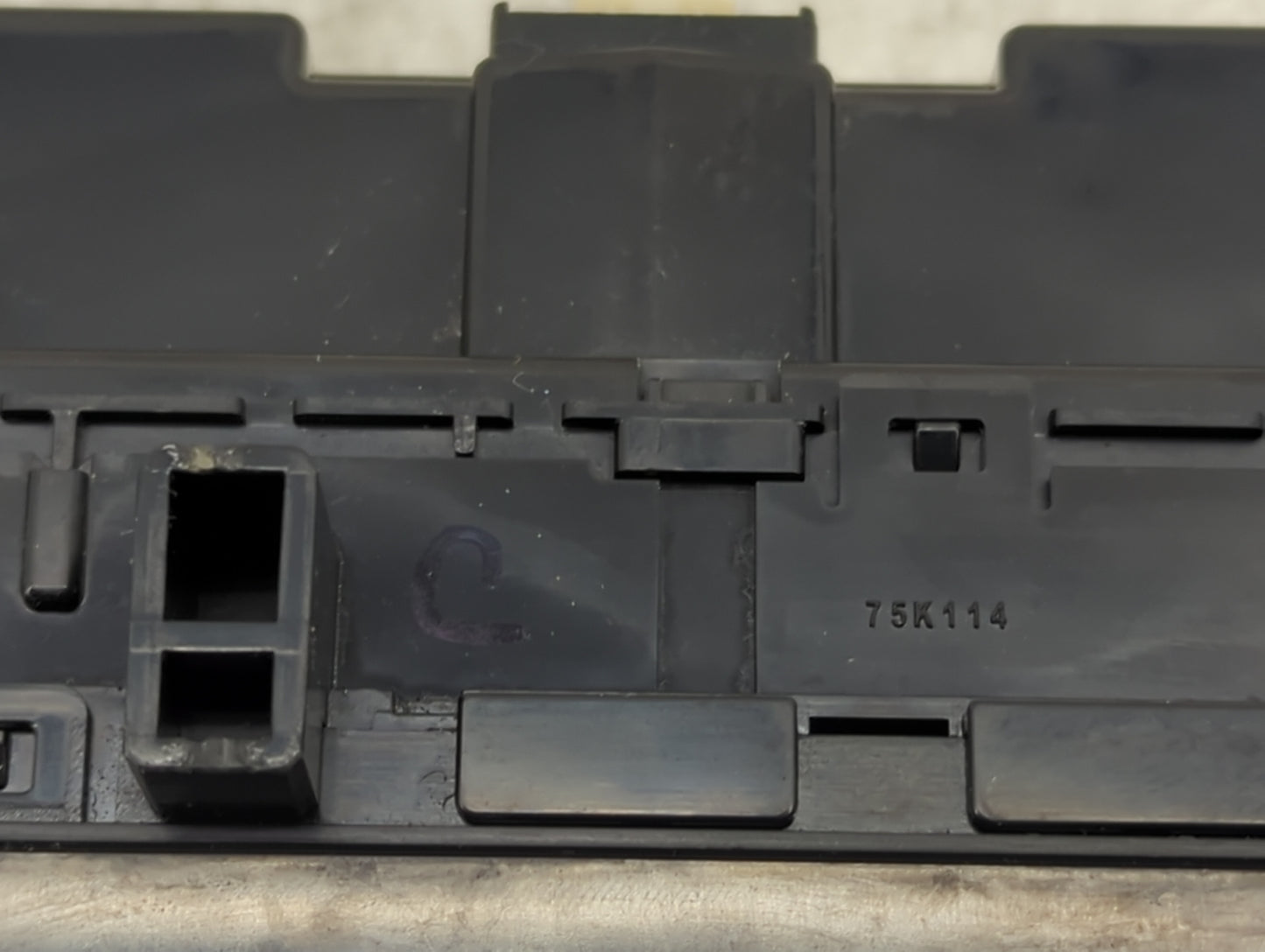 2017-2019 Toyota Corolla Climate Control Module Temperature AC/Heater Replacement P/N:75K114 Fits Fits 2017 2018 2019 OEM Us