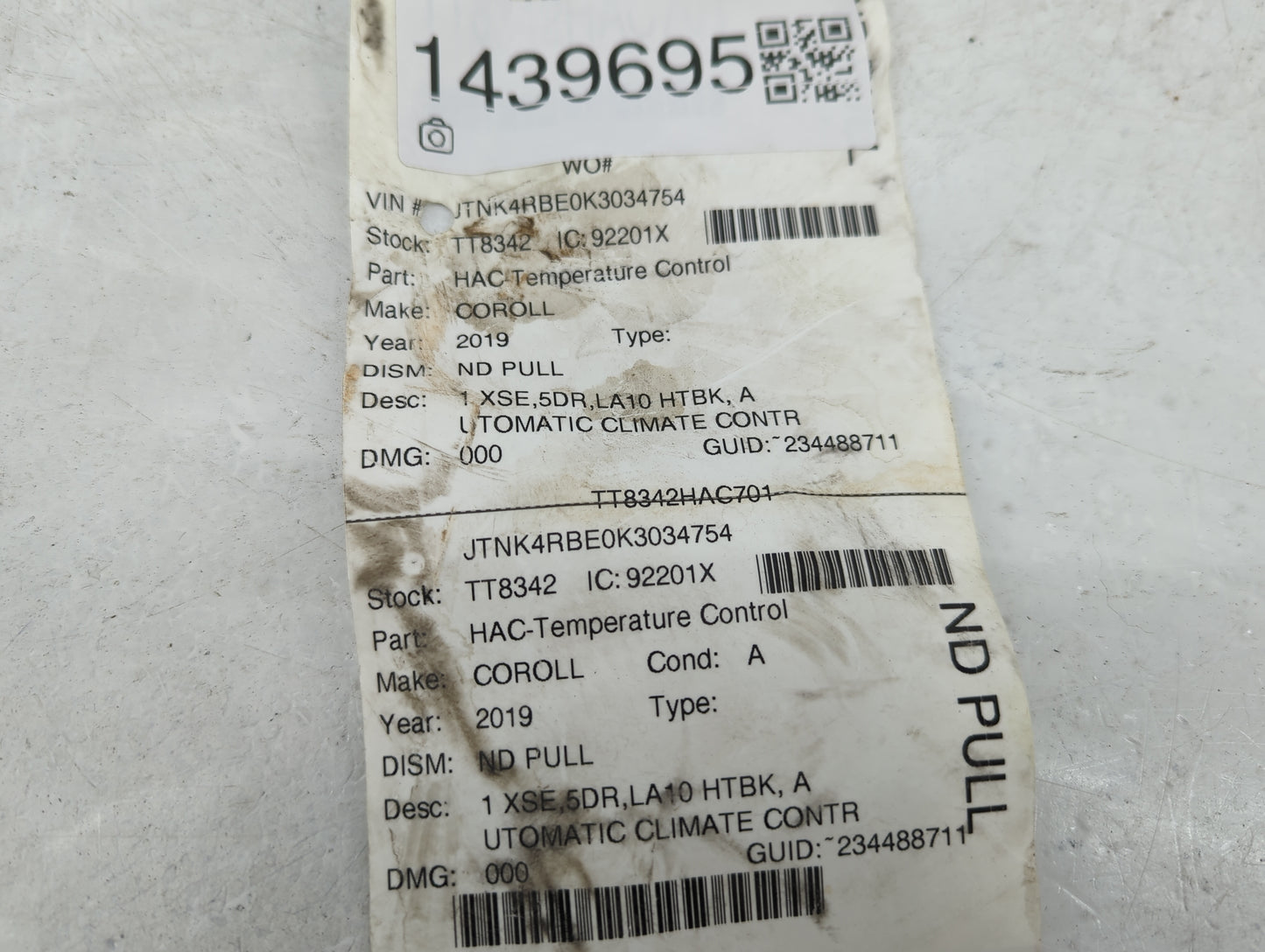 2019 Toyota Corolla Climate Control Module Temperature AC/Heater Replacement P/N:75K714 Fits OEM Used Auto Parts - Oemusedau