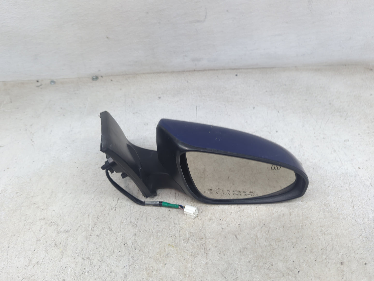 2014-2019 Toyota Corolla Passenger Side View Mirror - Right Door Mirror OEM Used - Oemusedautoparts1.com