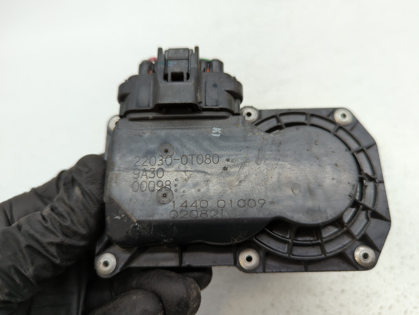 2011-2018 Toyota Corolla Throttle Body P/N:22030-0T080 Fits Fits 2011 2012 2013 2014 2015 2016 2017 2018 OEM Used Auto Parts