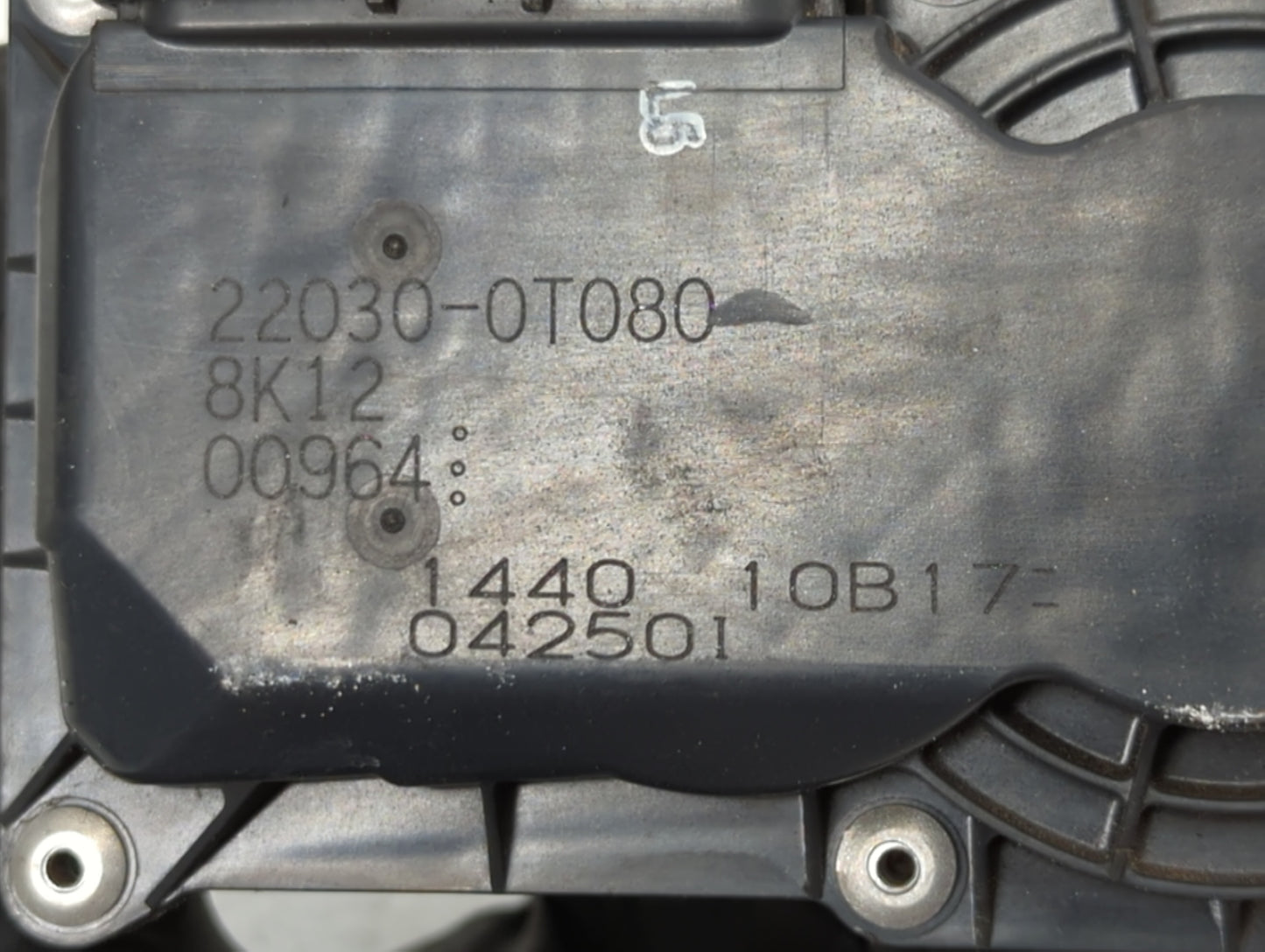 2011-2018 Toyota Corolla Throttle Body P/N:22030-0T080 Fits Fits 2011 2012 2013 2014 2015 2016 2017 2018 OEM Used Auto Parts