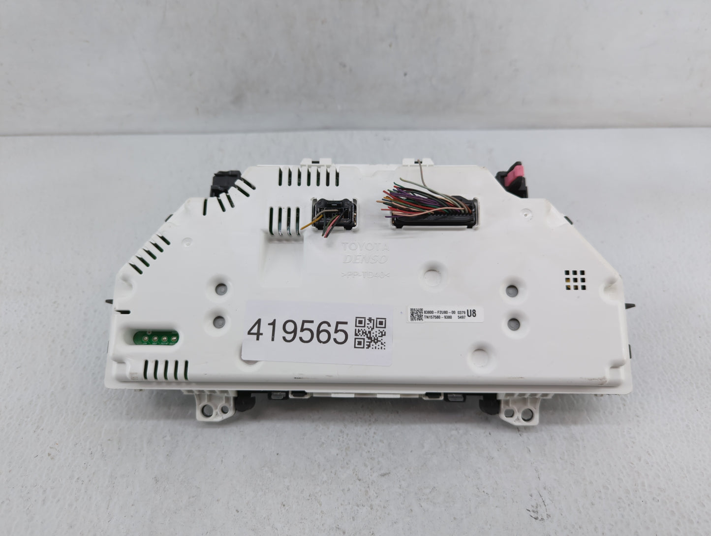 2018-2019 Toyota Corolla Instrument Cluster Speedometer Gauges P/N:TN157580-9380 83800-F2U80-00 Fits Fits 2018 2019 OEM Used