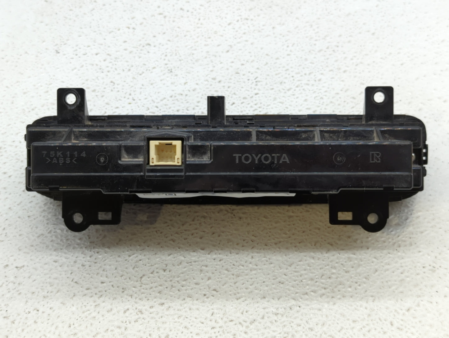 2017-2019 Toyota Corolla Climate Control Module Temperature AC/Heater Replacement P/N:75K114 Fits Fits 2017 2018 2019 OEM Us