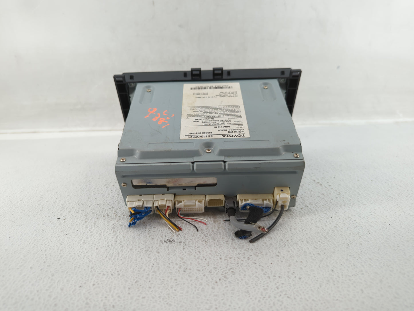 2017-2019 Toyota Corolla Am Fm Cd Player Radio Receiver - Oemusedautoparts1.com