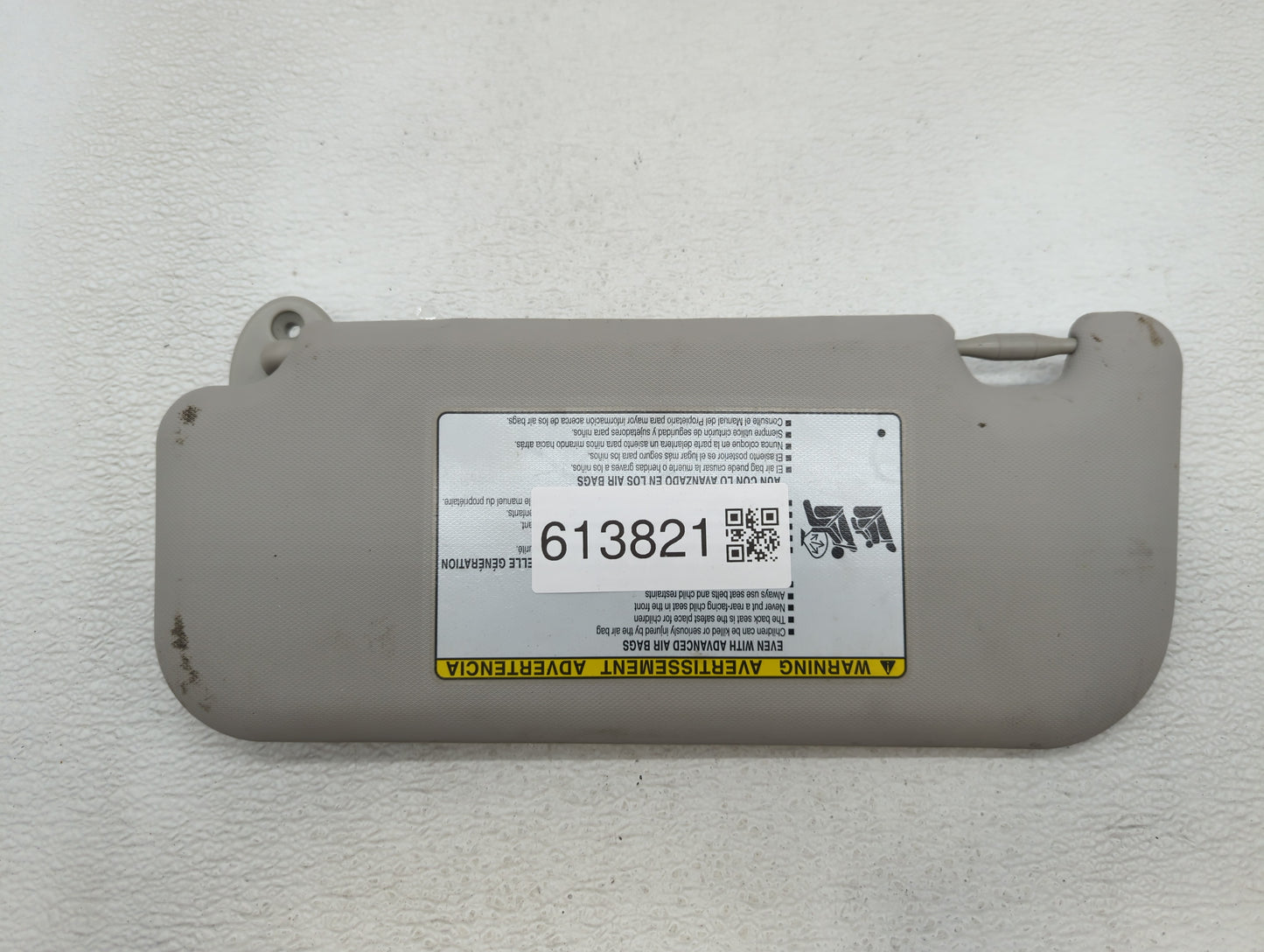 2017-2019 Toyota Corolla Sun Visor Shade Replacement Passenger Right Mirror Fits Fits 2017 2018 2019 OEM Used Auto Parts - O