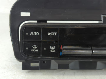 2017-2019 Toyota Corolla Climate Control Module Temperature AC/Heater Replacement P/N:55468-02060 Fits Fits 2017 2018 2019 OEM Used Auto Parts