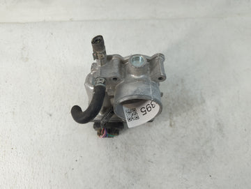 2011-2019 Toyota Corolla Throttle Body P/N:22030-0T080 Fits Fits 2011 2012 2013 2014 2015 2016 2017 2018 2019 OEM Used Auto Parts