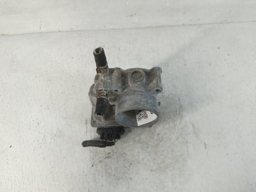 2011-2019 Toyota Corolla Throttle Body P/N:22030-0T080 Fits Fits 2011 2012 2013 2014 2015 2016 2017 2018 2019 OEM Used Auto Parts