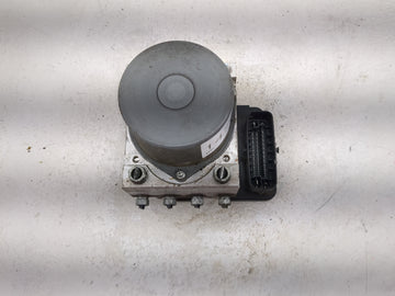2017-2019 Toyota Highlander ABS Pump Control Module Replacement P/N:116040-43610 89541-0E100 Fits Fits 2017 2018 2019 OEM Used Auto Parts