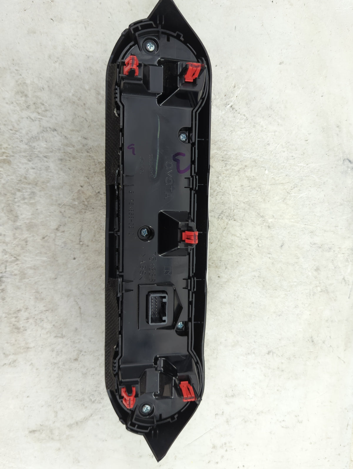 2019 Toyota Rav4 Climate Control Module Temperature AC/Heater Replacement Fits OEM Used Auto Parts - Oemusedautoparts1.com