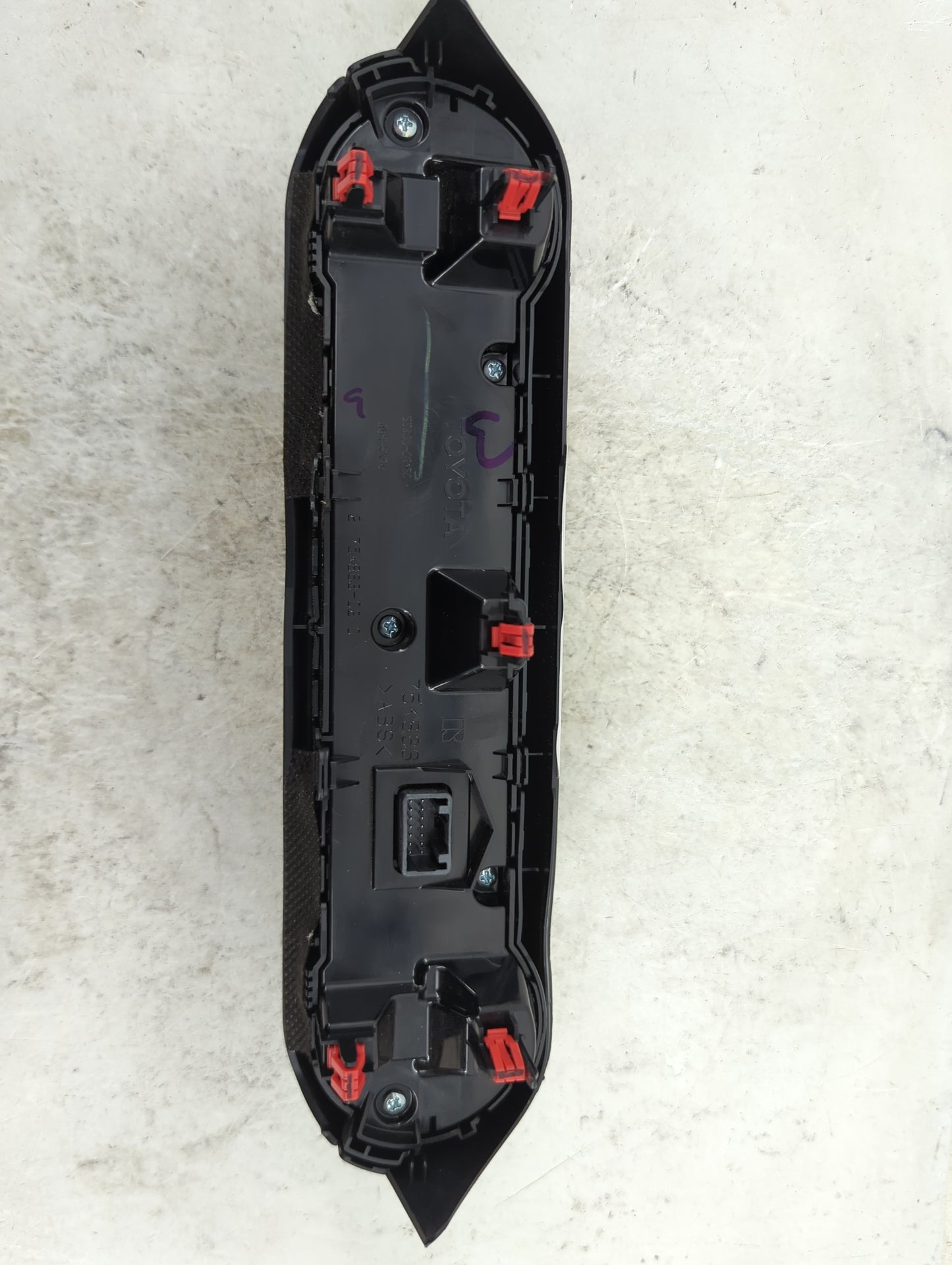 2019 Toyota Rav4 Climate Control Module Temperature AC/Heater Replacement Fits OEM Used Auto Parts - Oemusedautoparts1.com