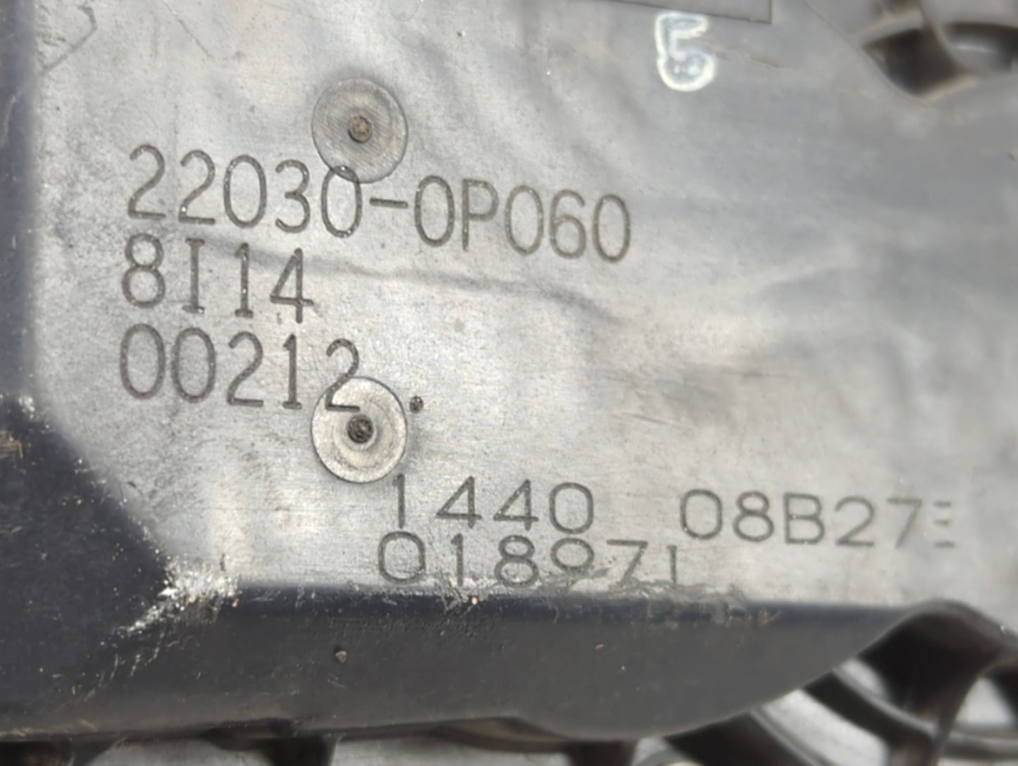 2017-2020 Toyota Sienna Throttle Body P/N:22030-0P060 Fits Fits 2016 2017 2018 2019 2020 2021 2022 OEM Used Auto Parts - Oem