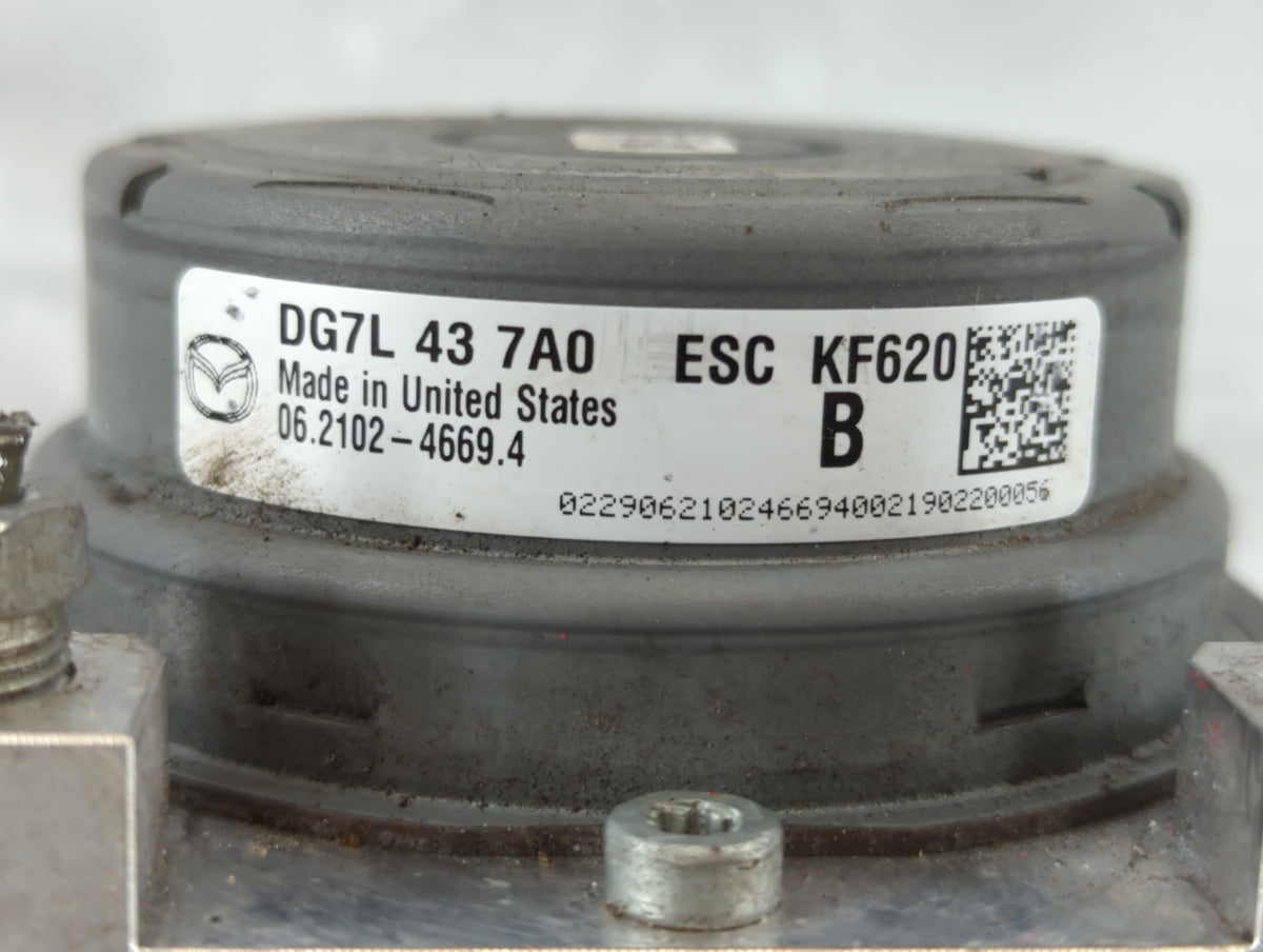 2018-2020 Toyota Yaris Anti-Lock Brake ABS Pump Module Actuator OEM P/N:DG7L 43 7A0 Fits Fits 2018 2019 2020 OEM Used Auto P