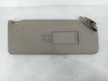 2020-2022 Volkswagen Atlas Sun Visor Shade Replacement Passenger Right Mirror Fits Fits 2020 2021 2022 OEM Used Auto Parts