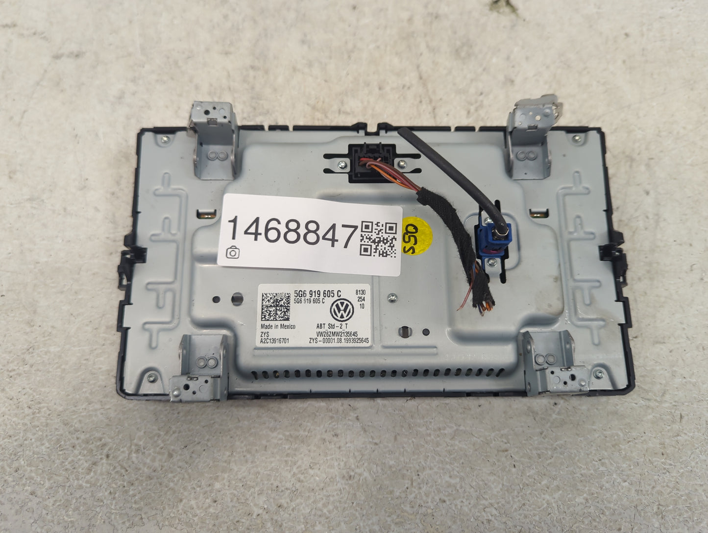 2019-2021 Volkswagen Jetta Information Display Screen - Oemusedautoparts1.com