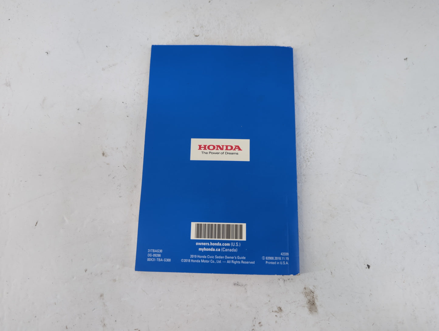 2019 Volkswagen Sedan Owners Manual Book Guide P/N:00X31-TBA-G300 OEM Used Auto Parts - Oemusedautoparts1.com