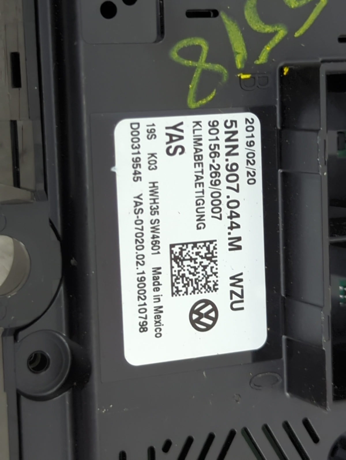 2019-2020 Volkswagen Tiguan Climate Control Module Temperature AC/Heater Replacement P/N:5NN907044M 5NN.907.044.M Fits OEM U